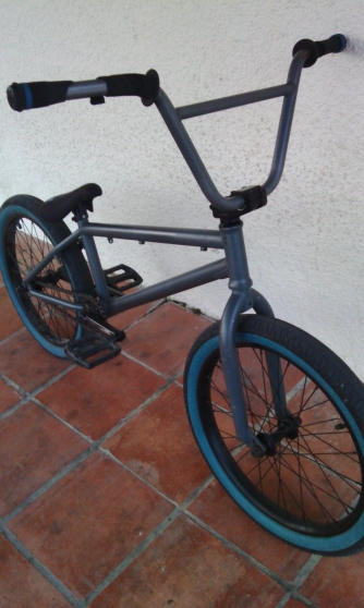 Annonce occasion, vente ou achat 'BMX WeThePeople Justice Gris 2014'