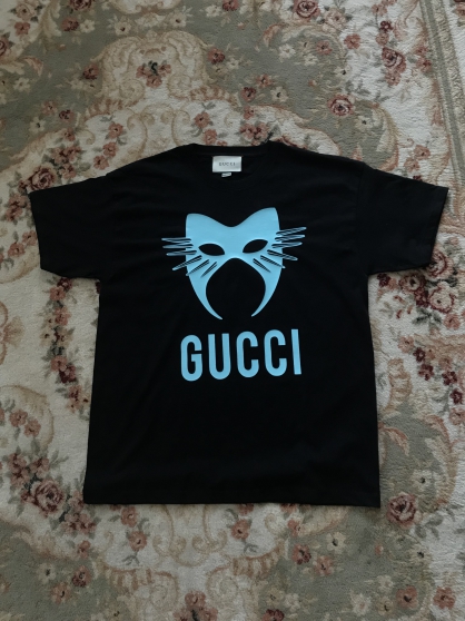 Annonce occasion, vente ou achat 'Neuf Gucci GG Tee-shirt XL logo chat'