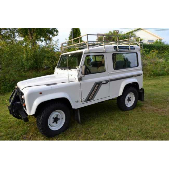 Annonce occasion, vente ou achat 'Land Rover Defender County 90 300 tdi'