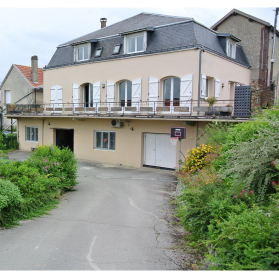 Annonce occasion, vente ou achat 'Maison 9 pices 200 M CHOUILLY 51530'