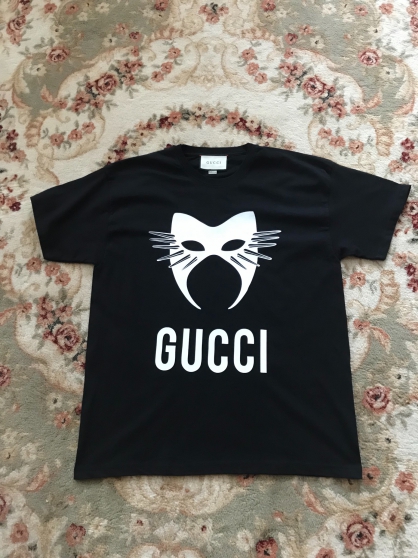 Neuf Gucci GG Tee-shirt „L“ chat logo LV