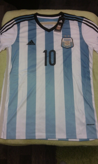 Annonce occasion, vente ou achat 'Maillot messi argentine coupe du monde'