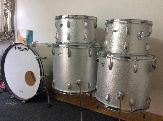 Annonce occasion, vente ou achat 'Ludwig Giant Sizes 26 Bass,20,18,16 & 14'