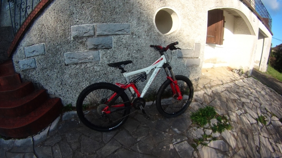 Annonce occasion, vente ou achat 'VTT Rockrider 9FR Freeride/DH'
