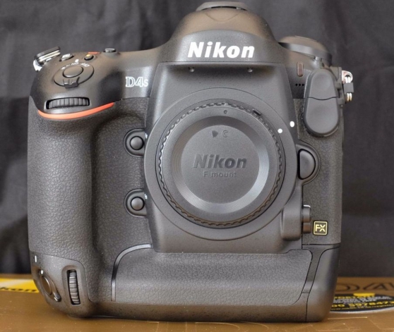 Annonce occasion, vente ou achat 'Nikon D4S boitier comme neuf'