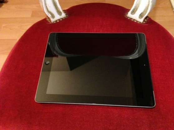 Annonce occasion, vente ou achat 'iPad 2 WiFi + 3G 64 Go noir (quasi-neuf)'