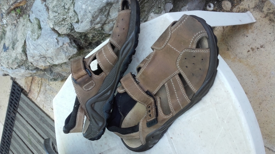 sandales à scratch homme P43