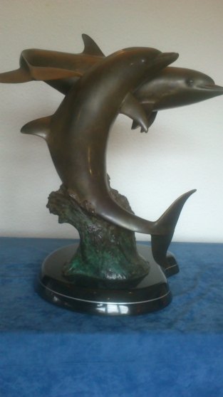 Annonce occasion, vente ou achat 'Sculpture Dauphin bronze Richard Stiers'