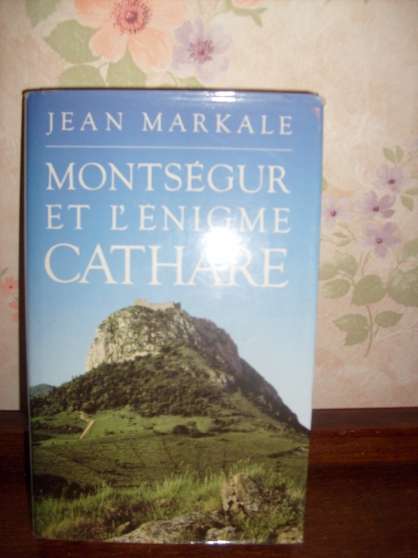 Annonce occasion, vente ou achat 'Montsgur et lnigme cathare de Jean Ma'
