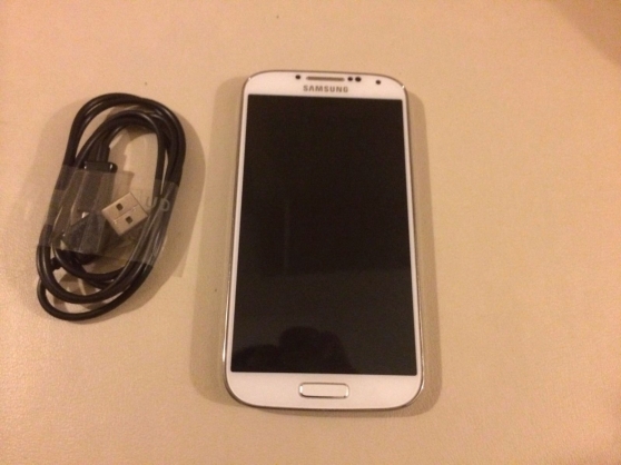 Annonce occasion, vente ou achat 'Samsung Galaxy S4 - 16 Go - blanc'