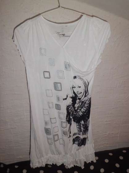Annonce occasion, vente ou achat 'Robe Hannah Montana blanche'