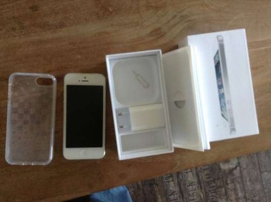 Annonce occasion, vente ou achat 'IPhone Apple 5 64gb blanc dbloquer‏'