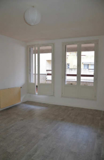Annonce occasion, vente ou achat 'Appartement calme 24 m2 Centre Bourges'