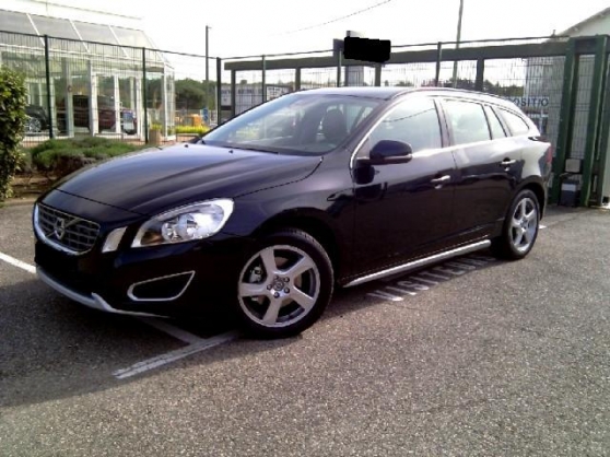 Annonce occasion, vente ou achat 'Volvo V60 drive 115 mom.business powersh'