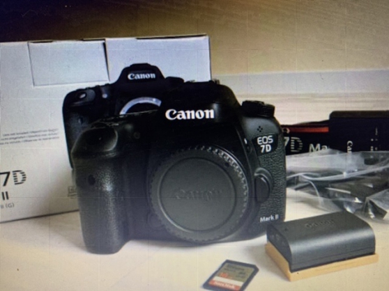 Annonce occasion, vente ou achat 'Canon 7D Mark 2 comme neuf'