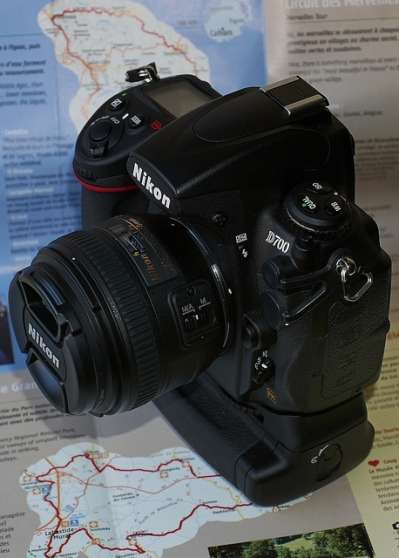 Annonce occasion, vente ou achat 'Nikon 700 + Nikkor 50 f/1.4 G + MB-D10'
