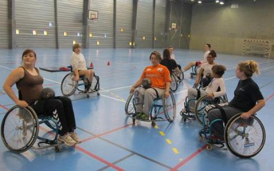 recherche joueurs(e) handball handisport - Photo 2