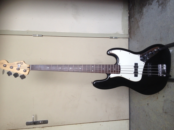Annonce occasion, vente ou achat 'Jazz Bass Fender/Squier Affinity Upgrade'