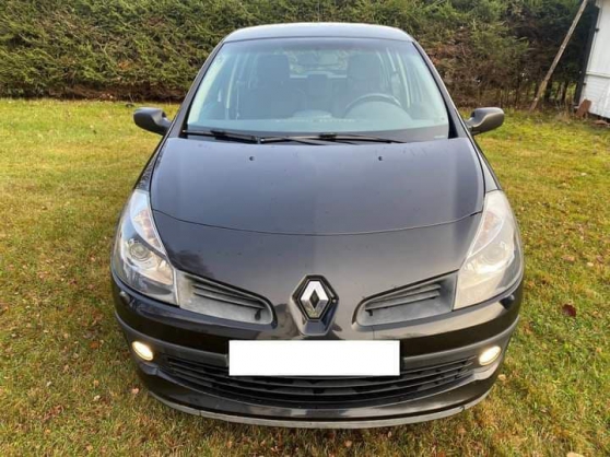 Annonce occasion, vente ou achat 'Renault CLIO 1.2 16V 75 cv Authentique'