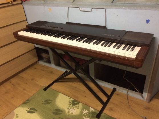 Annonce occasion, vente ou achat 'Piano Electronique Yamaha PF15'
