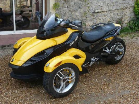 Annonce occasion, vente ou achat 'Spyder can am 1000'