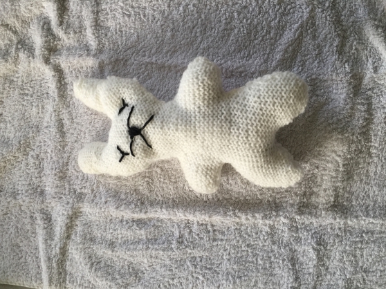 lapin blanc tricoté main