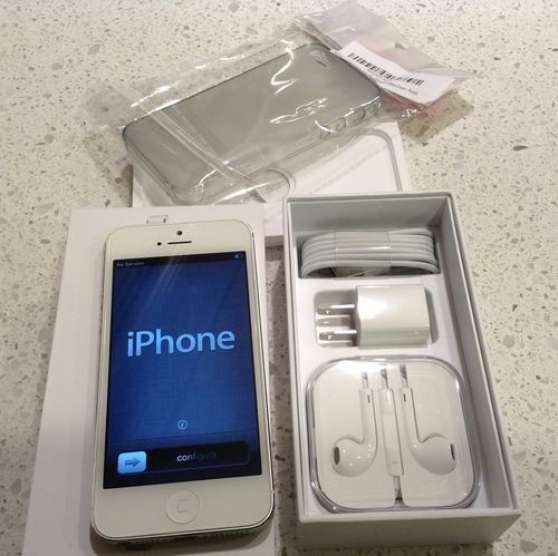 Annonce occasion, vente ou achat 'Forsale: Apple Iphone 5 64GB Unlocked'