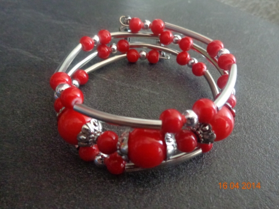 Annonce occasion, vente ou achat 'bracelet tibetain rouge'