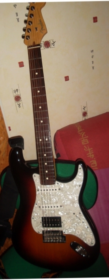 Annonce occasion, vente ou achat 'Fender Stratocaster Sunburst USA'