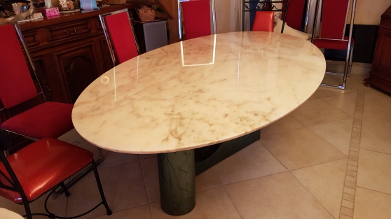 Annonce occasion, vente ou achat 'Table en marbre'