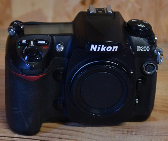 Annonce occasion, vente ou achat 'Nikon D 200'