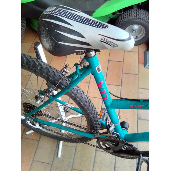 vélo style VTT de marque SHIMANO - Photo 2
