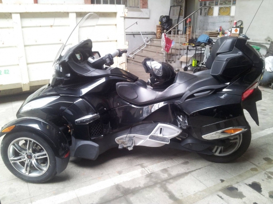 Annonce occasion, vente ou achat 'Jolie can Am Spyder RT'