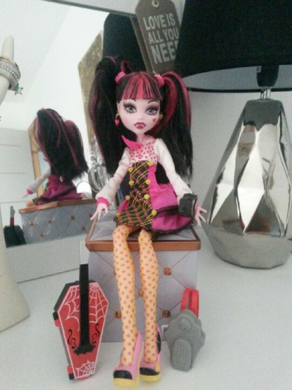Annonce occasion, vente ou achat 'MONSTER HIGH DRACULAURA'