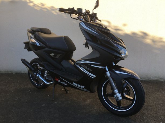 Annonce occasion, vente ou achat 'MBK Nitro Naked 2015 3600 kms'