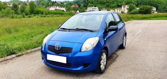 Annonce occasion, vente ou achat 'Toyota Yaris 1.3 VVT-i'