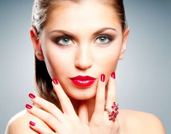 Annonce occasion, vente ou achat 'Recherche modles maquillage, extension'