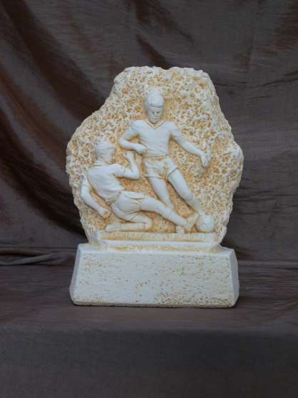 Annonce occasion, vente ou achat 'Statuette trophees en pierre'