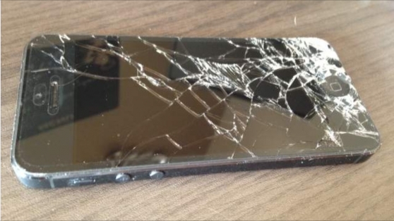 Rachète iPhone 4,4s,5,5c et 5s cassé, HS
