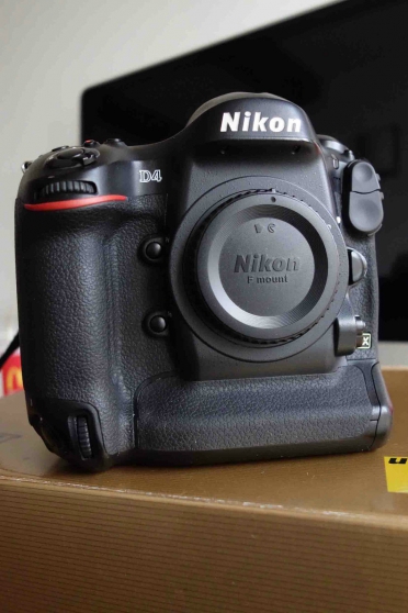 Annonce occasion, vente ou achat 'SUPERBE Nikon D4 pas D3 D800'
