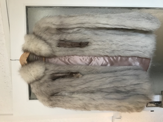 Annonce occasion, vente ou achat 'Vend manteau en fourrure'