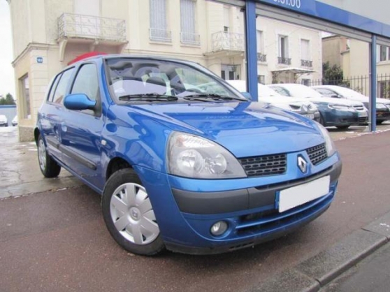 Renault Clio II1.5 Dci 80 Ch Luxe Privil