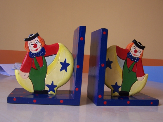 Annonce occasion, vente ou achat 'Vends Serre livre clown'