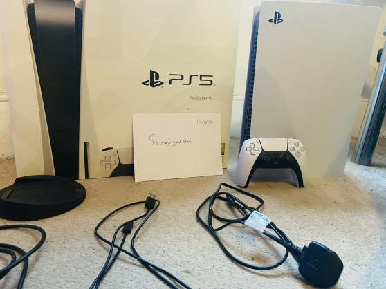 Annonce occasion, vente ou achat 'Sony PlayStation 5 Disc Edition Console'
