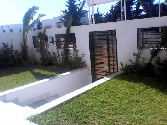Annonce occasion, vente ou achat 'Villa S+3 neuve de luxe  Tunis Soukra'