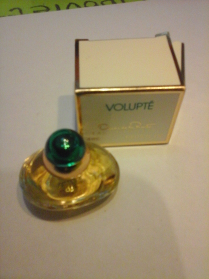 Annonce occasion, vente ou achat 'miniature parfum volupt'