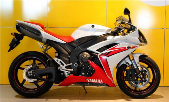 Annonce occasion, vente ou achat 'YAMAHA YZF 1000 R1 2008'
