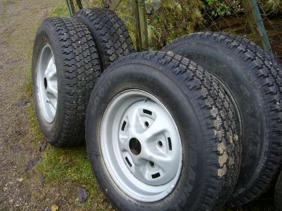 Annonce occasion, vente ou achat '4 roues compltes 205 r16 (4x4) goodyear'