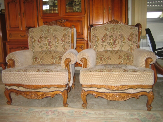 Annonce occasion, vente ou achat 'Un fauteuil  oreillettes style Louis XV'