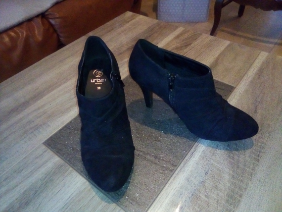 Annonce occasion, vente ou achat 'Chaussures'